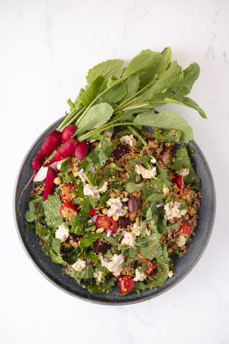 Heerlijke salade met couscous en raapstelen uit eigen tuin